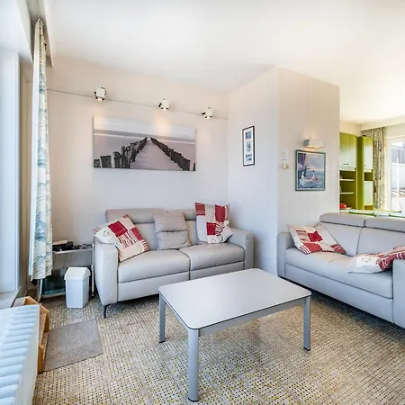 Penthouse With Sea View In Koksijde, Cleaning Included Apartment
