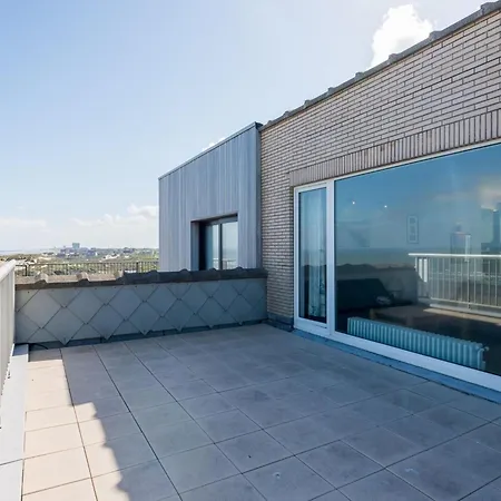 Penthouse In Seafront With Stunning Sea View, Cleaning Included 코크시데